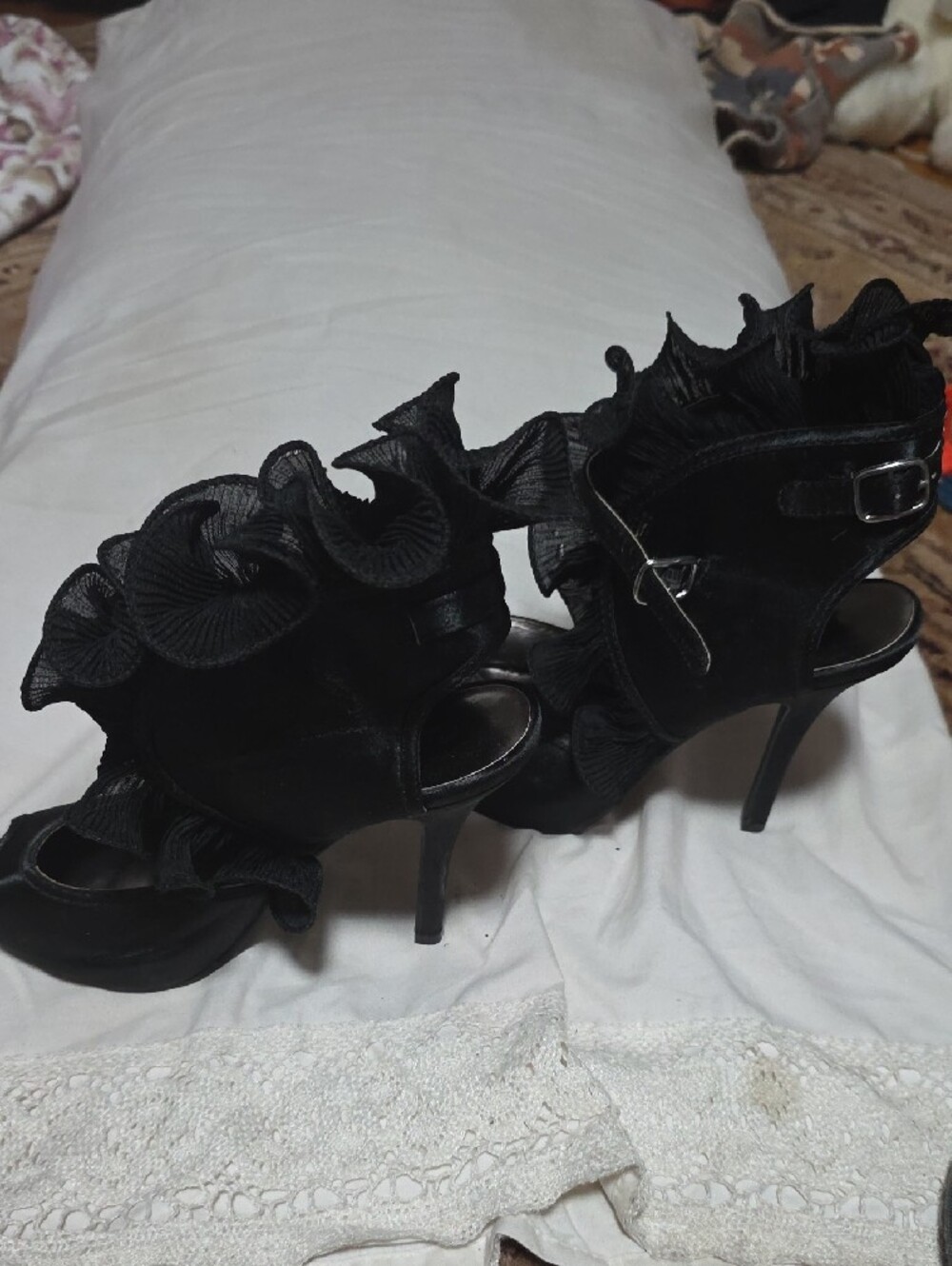 Wild Rose Black Ruffle Peep-Toe Ankle-Strap Heels - Picture 3 of 5